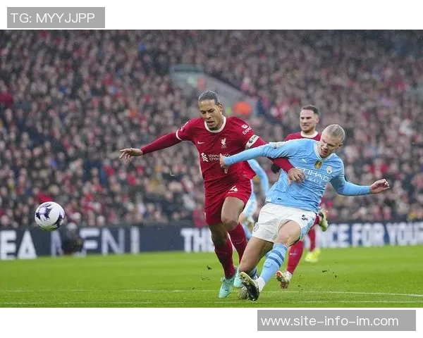 英超专家组确认范戴克对曼城进球有效引发争议