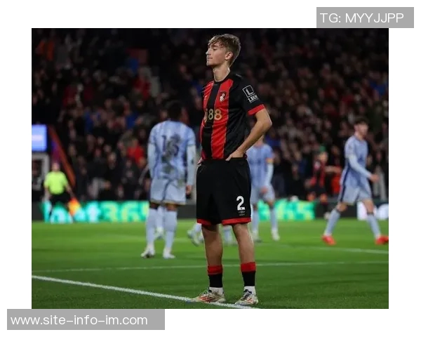 拜仁在转会截止前10分钟成功签下杰克逊赫伊森加盟皇马令人期待 拜仁在转会截止前10分钟成功签下杰克逊赫伊森加盟皇马令人期待