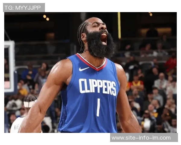 哈登状态回暖半场表现抢眼贡献12分5助攻正负值高达9