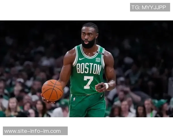 杰伦布朗称赞科塔防守表现希望他继续为球队护筐贡献